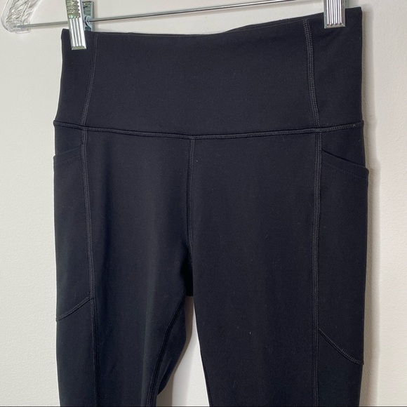 Victoria’s Secret Black Incredible Essential Legging - Picture 5 of 9